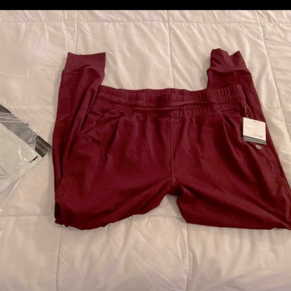 NWT Senita Mulberry Weekend Joggers
